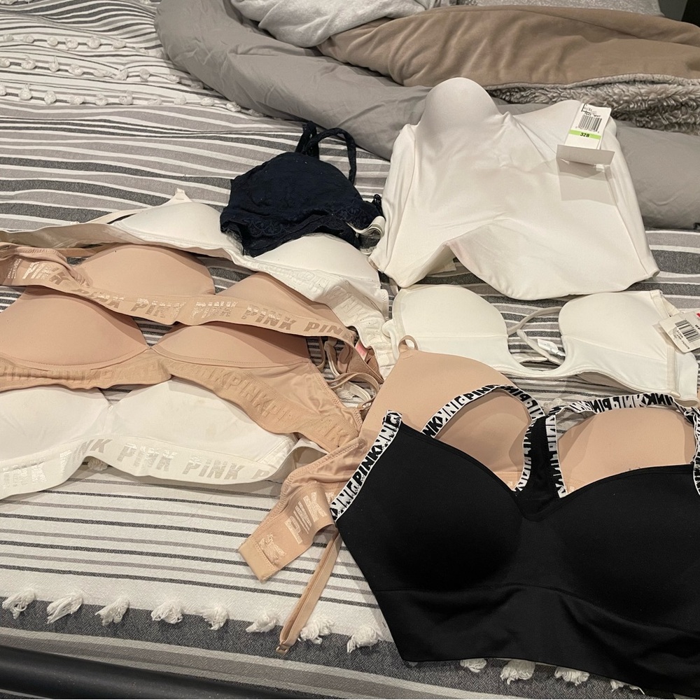 Victoria’s Secret bras bundle